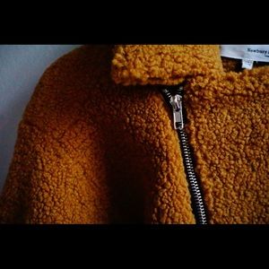 Mustard fuzzy zipper jacket